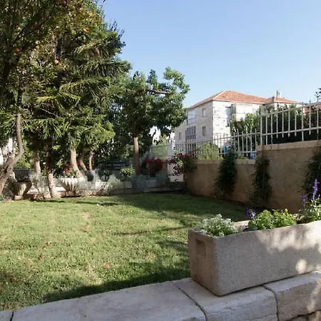 Ferienwohnung Brand New Gem In Talbiyeh Jerusalem Exterior foto